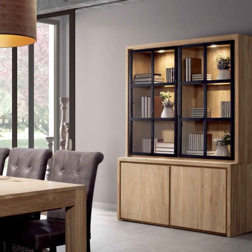 Esprit design contemporain : Ambiance chaleureuse en bois massif pour ce vaisselier Phoenix